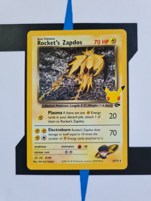 pokemon-karten-rockets-zapdos-celebrations-gc-15-englisch