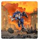 warhammer-40k-space-marines-captain-jump-pack-and-relic-shield-mit-hintergrund